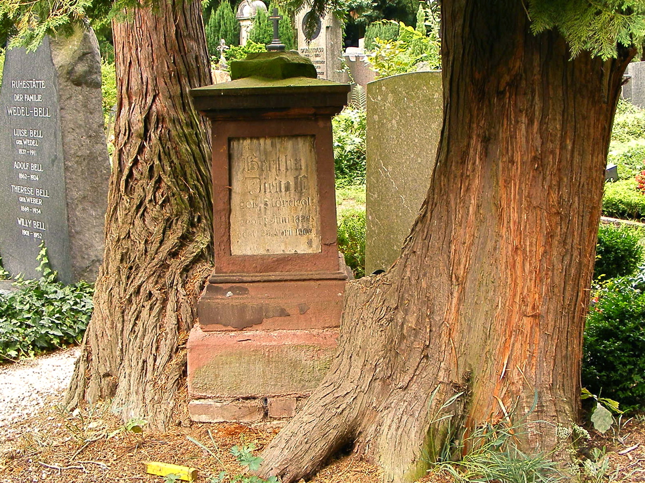 Friedhof_11.jpg